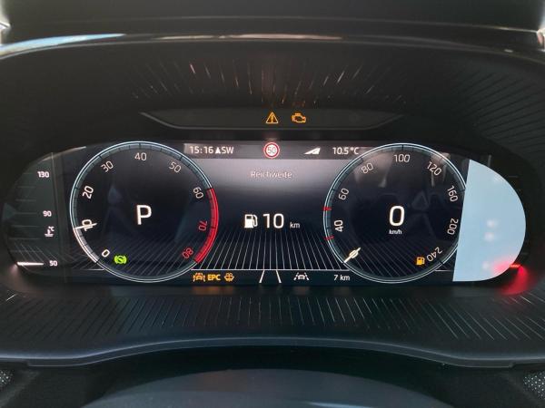 Skoda Fabia Balance 1.0TSI DSG.LED.ASSIST.WINTER.LKR-HEIZ.NAV.AHK-VORB.DAB