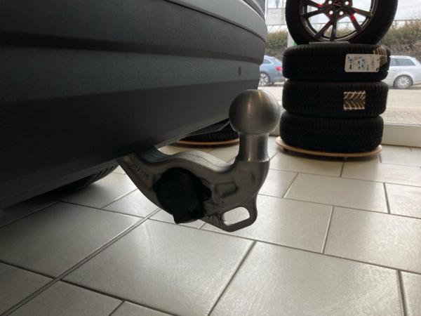 Skoda Kodiaq Selection 2.0TSI 4x4 LED.NAV.AHK.KAM.2xPDC.WIRELESS.AssistedD.DAB