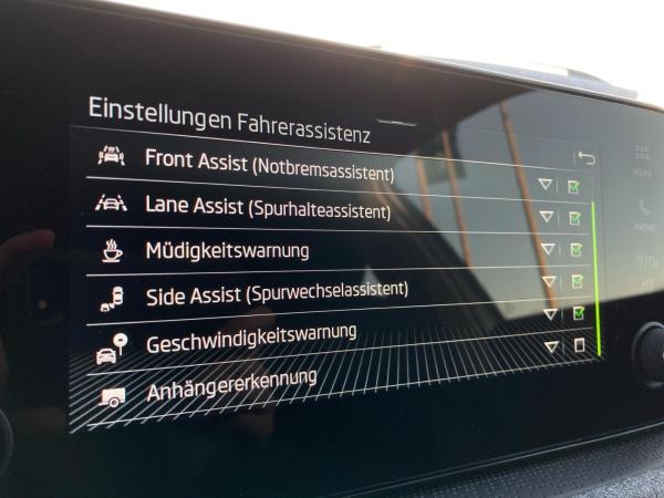 Skoda Kamiq Balance 1.0TSI DSG.TravelA.SmartLink.AHK.Temp.VC.SignA.PDC