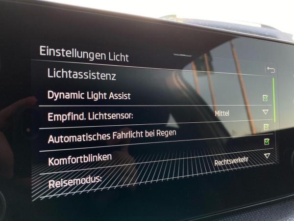 Skoda Kamiq Balance 1.0TSI DSG.TravelA.SmartLink.AHK.Temp.VC.SignA.PDC