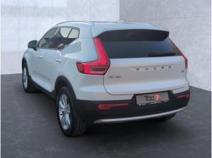 Volvo XC40 B3 (Benzin) Core 2WD Automatik Bluetooth Navi