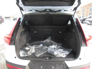 Volvo EX40 Core Single Motor inkl. Ganzjahresreifen und Wartung & Verschleiß