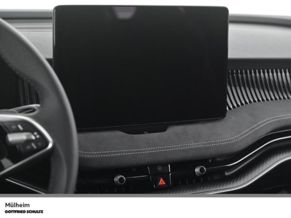 Skoda Superb Combi Sportline 2.0 TDI 4x4 (Mülheim)