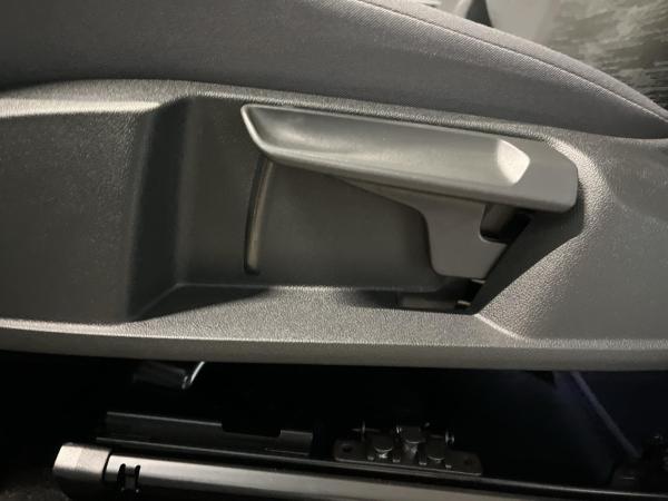 Volkswagen ID.5 Pure Automatik 2xKlima ACC AUT Akustikglas