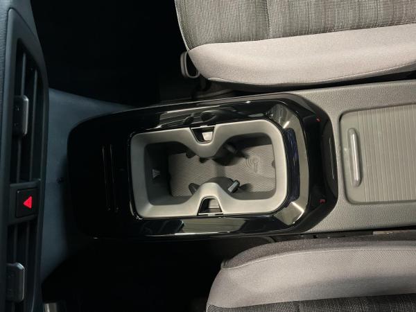 Volkswagen ID.5 Pure Automatik 2xKlima ACC AUT Akustikglas