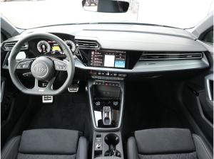 Audi A3 Sportback S line TFSI e S tronic*0,5%*AHK*ACC Audi A3 Sportback S line TFSI e S tronic*0,5%*AHK*ACC