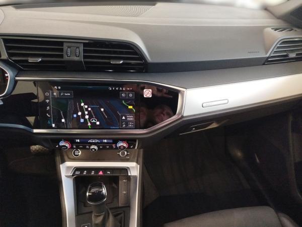 Audi Q3 Sportback 35 TFSI S tronic S line LED Navi DAB VC PDC Sitzheizung