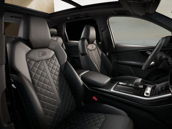 Audi Q7 50 TDI quattro  S line business + B&O + 22 ZOLL + AHK + HUD + MATRIX  + ACC +