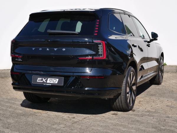 Volvo EX90 Plus Twin Motor 7-Sitzer 0,5%*sofort verfügbar*360°CAM/SHZ+LHZ