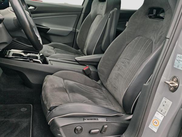 Volkswagen ID.4 Pro Performance IQ.Light HUD Pano 360° WPumpe