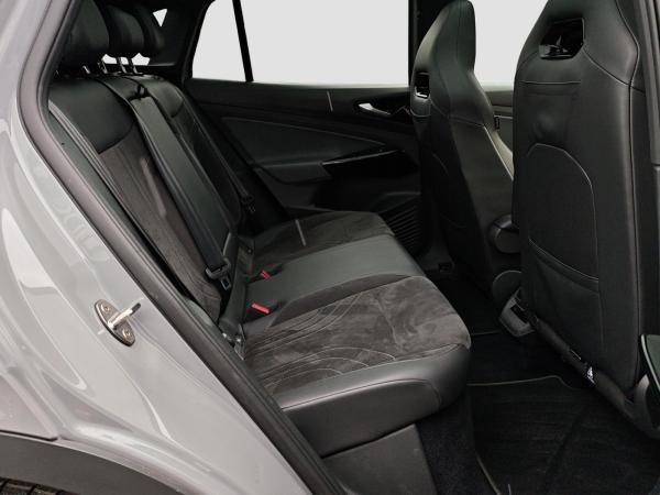 Volkswagen ID.4 Pro Performance IQ.Light HUD Pano 360° WPumpe