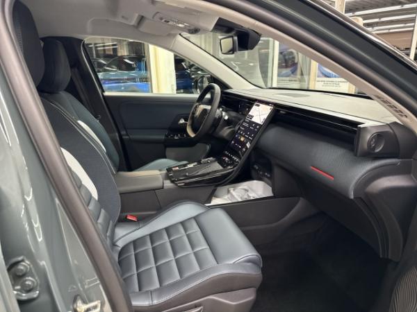 Citroën C5 Aircross Hybrid 145 MAX HUD Navi 360 Kamera