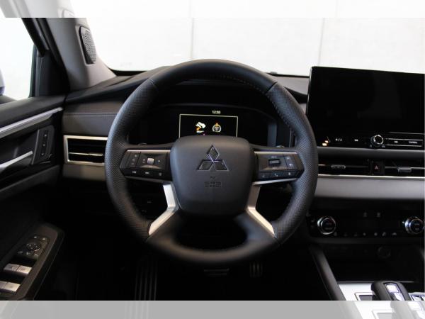 Mitsubishi Outlander PHEV Top *Panorama-Glasschiebedach/Ledersitze/12 Lautsprecher*