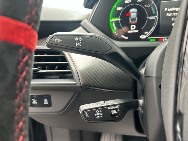 Audi RS e-tron GT Facelift/Carbon/190UPE/Laser/HuD/360°/S-Sitze pro