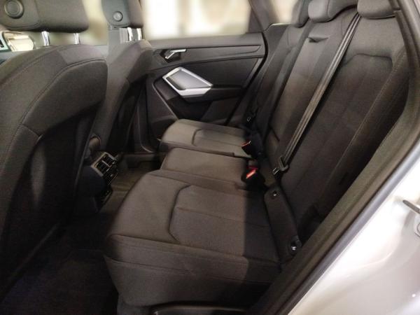 Audi Q3 35 TFSI advanced S tronic Navi DAB VC PDC Sitzheizung