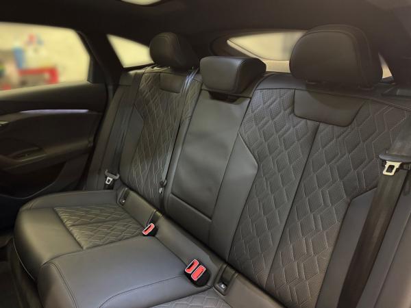 Audi S6 e-tron Sportback  qu MATRIX HUD AHK TECH PRO