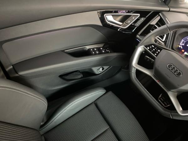 Audi Q4 e-tron Sportback 45 quattro edition S line HUD+AHK+HPC