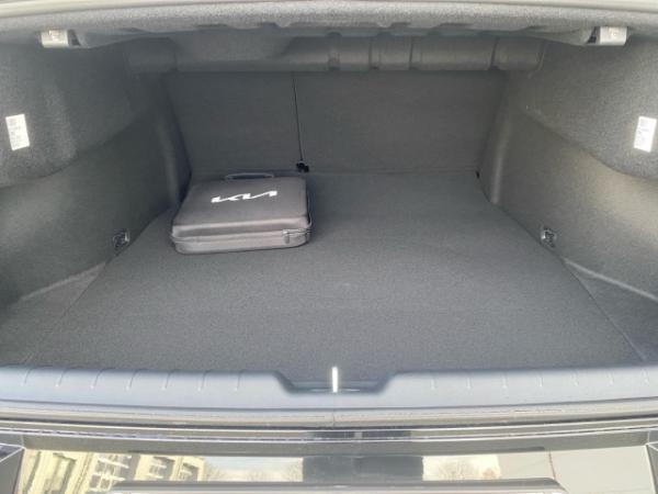 Kia EV4 Fastback GT-Line 81.4kWh !inkl. 5.000,- € Förderung! Drive Comfort Connect 360° Wärmepumpe Head-Up