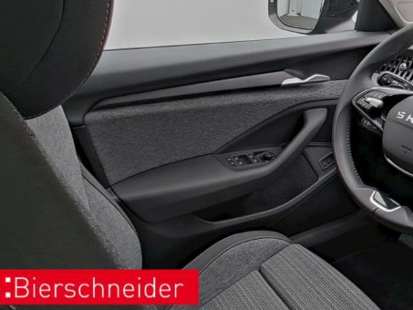 Skoda Superb Combi 2.0 TDI DSG Selection MATRIX NAVI PANO HuD ACC