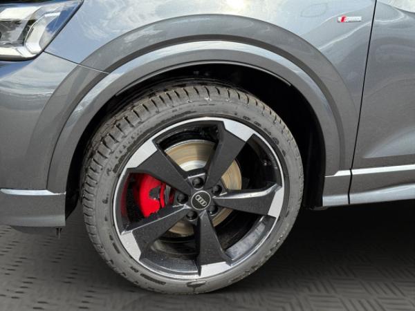 Audi Q2 S line 35 TFSI S tronic+SONOS+PANO+MATRIX