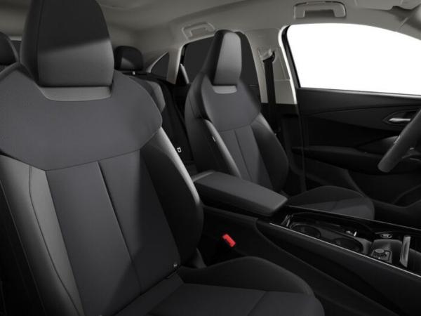 Audi Q3 Sportback TFSI S tr. S line LED 20 AHK