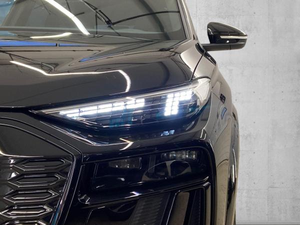 Audi Q6 e-tron performance OLED*Pano*Carbon*AHK**