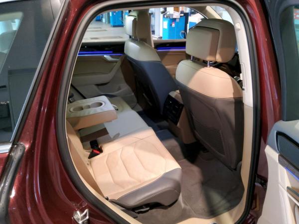 Volkswagen Touareg Atmosphere 4Motion 3.0 TSI Plug-In-Hybrid/MATRIX-LED/NAVI/LEDER/ASSISTENZ UVM.