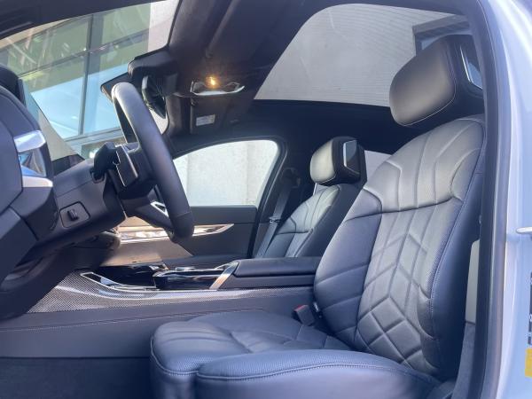 BMW i7 xDrive60 M Sport || UPE:171.000EUR Sky Lounge DrivingAssProf