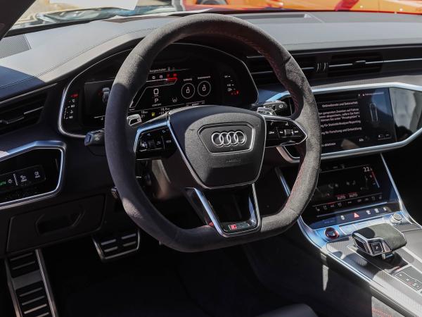 Audi RS6 Avant performance 630PS Keramik 305km/h AIR DynamikPlus B&O Laser