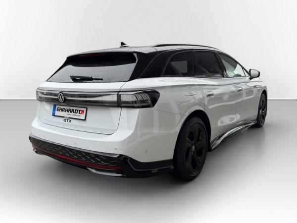 Volkswagen ID.7 GTX Tourer 4MOTION 340 PS 86 KW *AHK*NAV*DCC*PANO*WÄRMEPUMPE*73.555 €