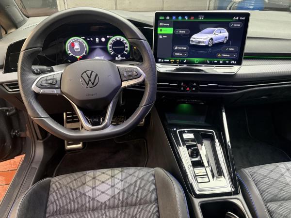 Volkswagen Golf Variant R-Line 1,5 l eTSI OPF 110 kW (150 PS) DSG inkl. Wartung!!!