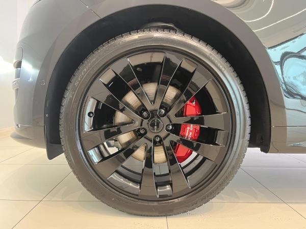 Land Rover Range Rover Sport D300 Dynamic HSE