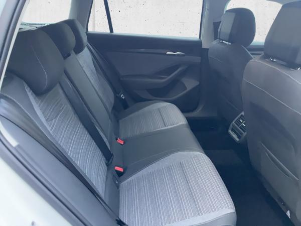 Skoda Superb Combi Selection 2.0 TDI 🗓️ MÄRZ-KNALLER für Gewerbekunden 🎉 Skoda Superb Combi Selection 2.0 TDI 🗓️ MÄRZ-KNALLER für Gewerbekunden 🎉