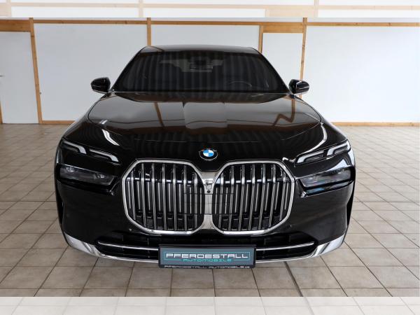 BMW 740 7 (G70)