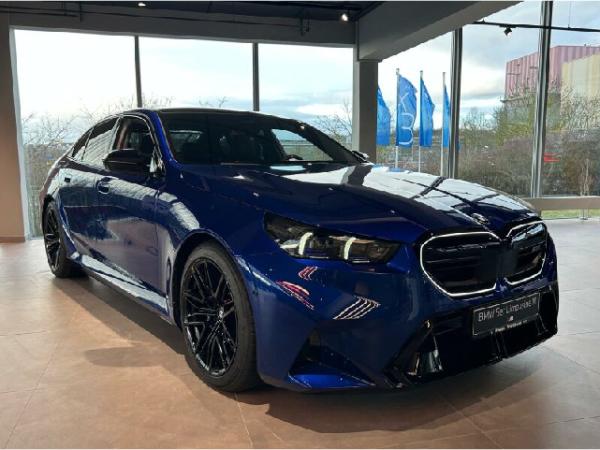 BMW M5 Limousine**Einzigartige Konfiguration**0,5 Veresterung für Gewerbekundenmöglich**