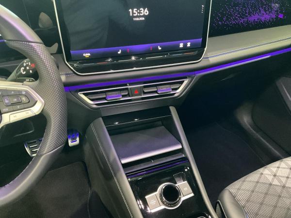 Volkswagen Tiguan 2.0 TSI *R-Line*AHK*H&K*Matrix*Massage*