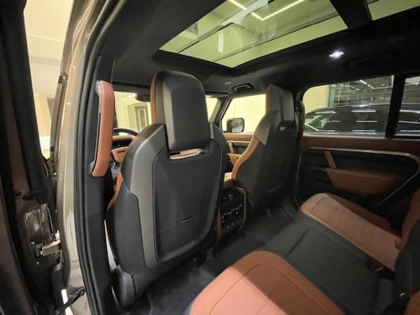 Land Rover Defender OCTA Defender 110 P635 (sofort lieferbar)