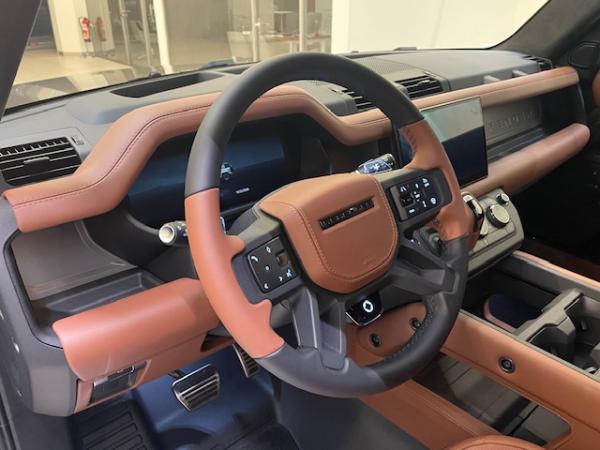 Land Rover Defender OCTA Defender 110 P635 (sofort lieferbar)