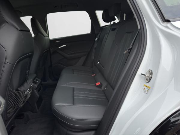 Audi Q6 e-tron SUV performance