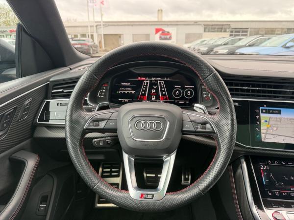 Audi RS Q8 SUV tiptr. Dynamikp. plus Keramik 305 HUD Matrix Pano Memory AHK SHZ ACC