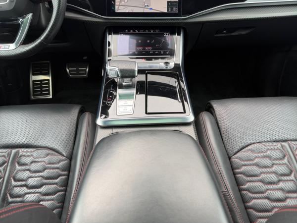 Audi RS Q8 SUV tiptr. Dynamikp. plus Keramik 305 HUD Matrix Pano Memory AHK SHZ ACC