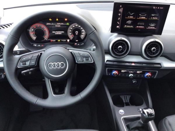 Audi Q2 advanced 30 TFSI Schaltgetriebe