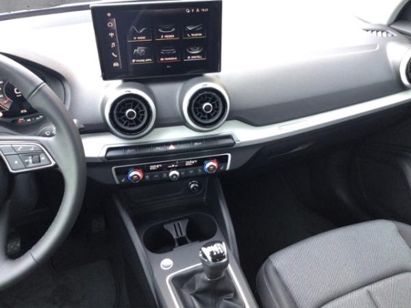 Audi Q2 advanced 30 TFSI Schaltgetriebe
