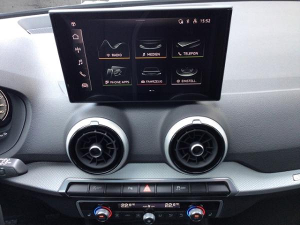 Audi Q2 advanced 30 TFSI Schaltgetriebe