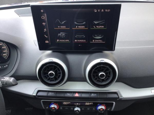 Audi Q2 advanced 30 TFSI Schaltgetriebe