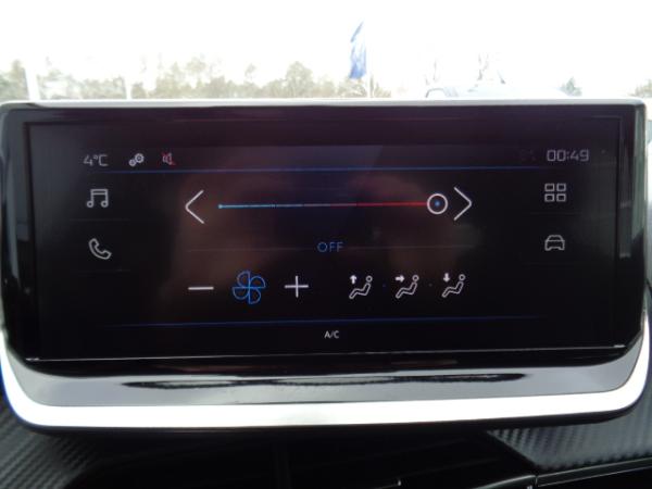 Peugeot 208 Benzin 100 Style Sitzhzg., Klima, PDC hi.,