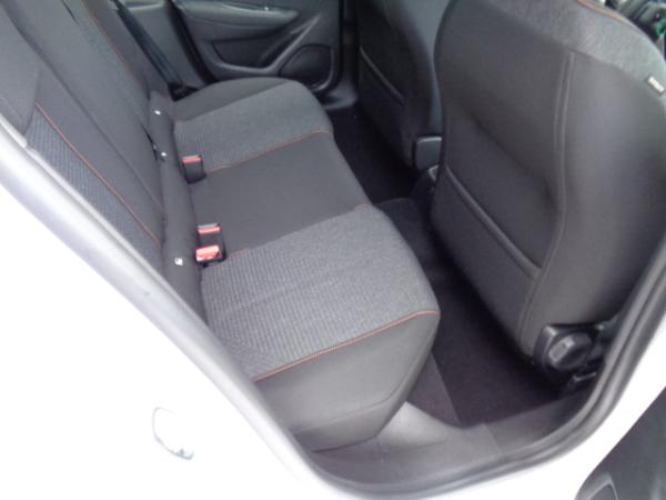 Peugeot 208 Benzin 100 Style Sitzhzg., Klima, PDC hi.,