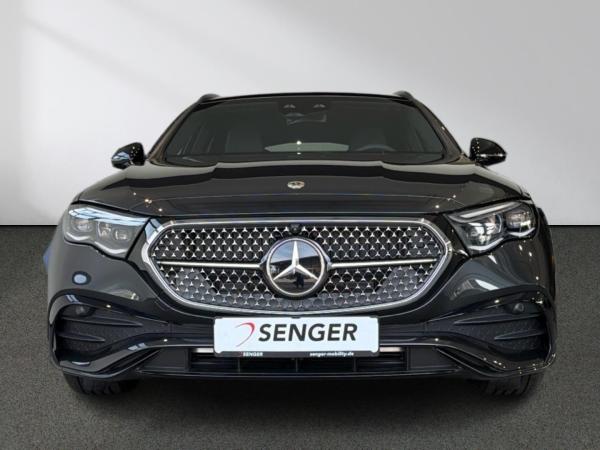 Mercedes-Benz E 200 4M T AMG Night DigitalLight Pano AHK 360°K