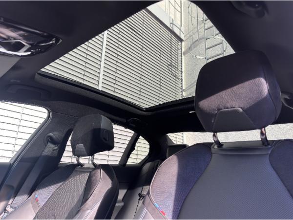 BMW i5 M60 xDrive /Pano/Autobahnassistent/B&W