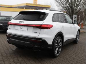Audi Q5 Quattro 	 S line editon one TechPro ACC Sthzg. AHK Luft